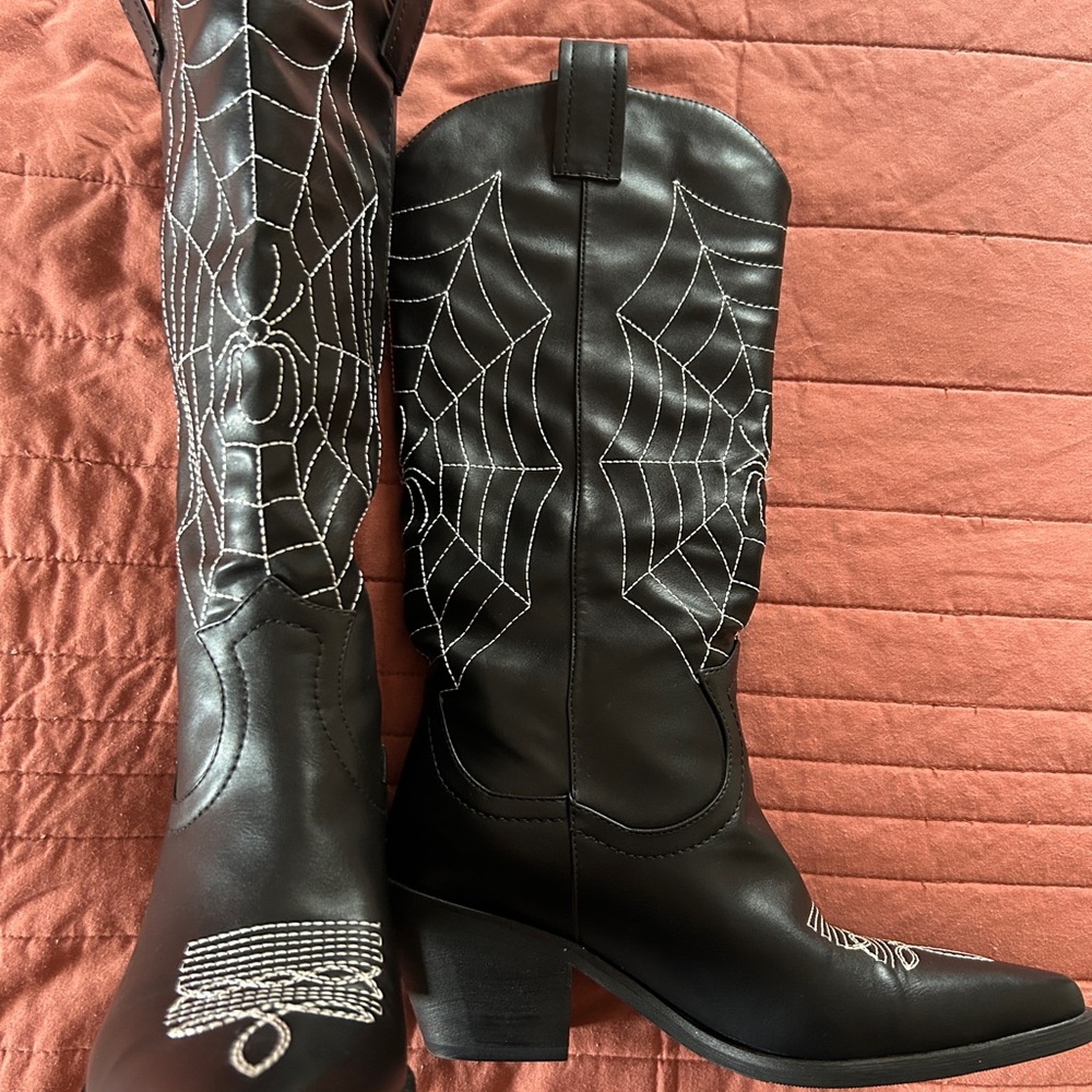 Black Embroidered Spider Web Mid-Calf Cowboy Boots - Picture 4 of 7